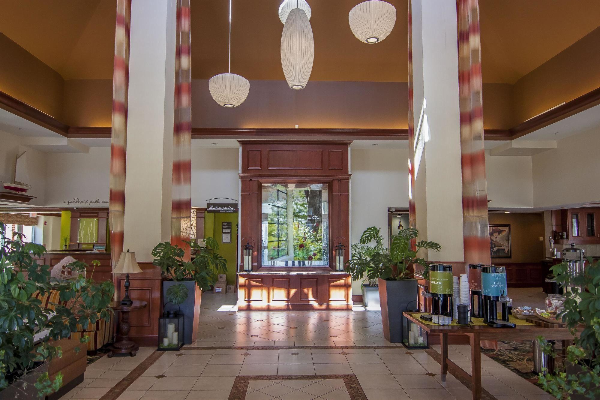 Hilton Garden Inn Mystic/Groton Exteriör bild